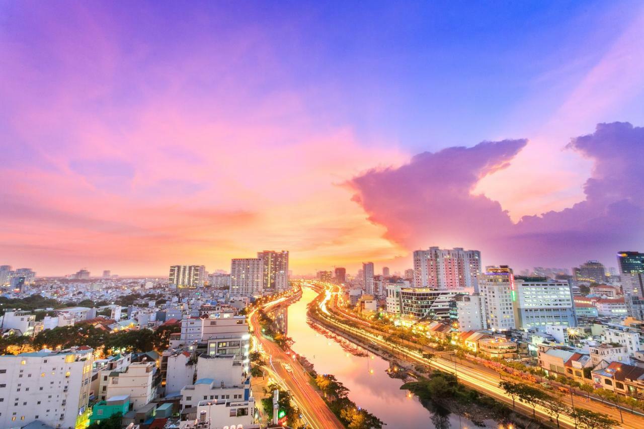 Spacious Saigon - Infinity Pool Signature Ho Chi Minh City Exterior photo